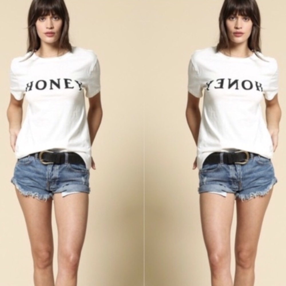 HONEY graphic Tee🚨PRICE FIRM🚨 - Picture 3 of 8